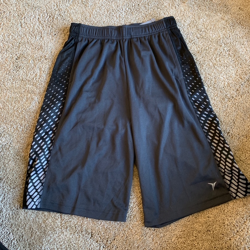 NWOT Boy’s shorts